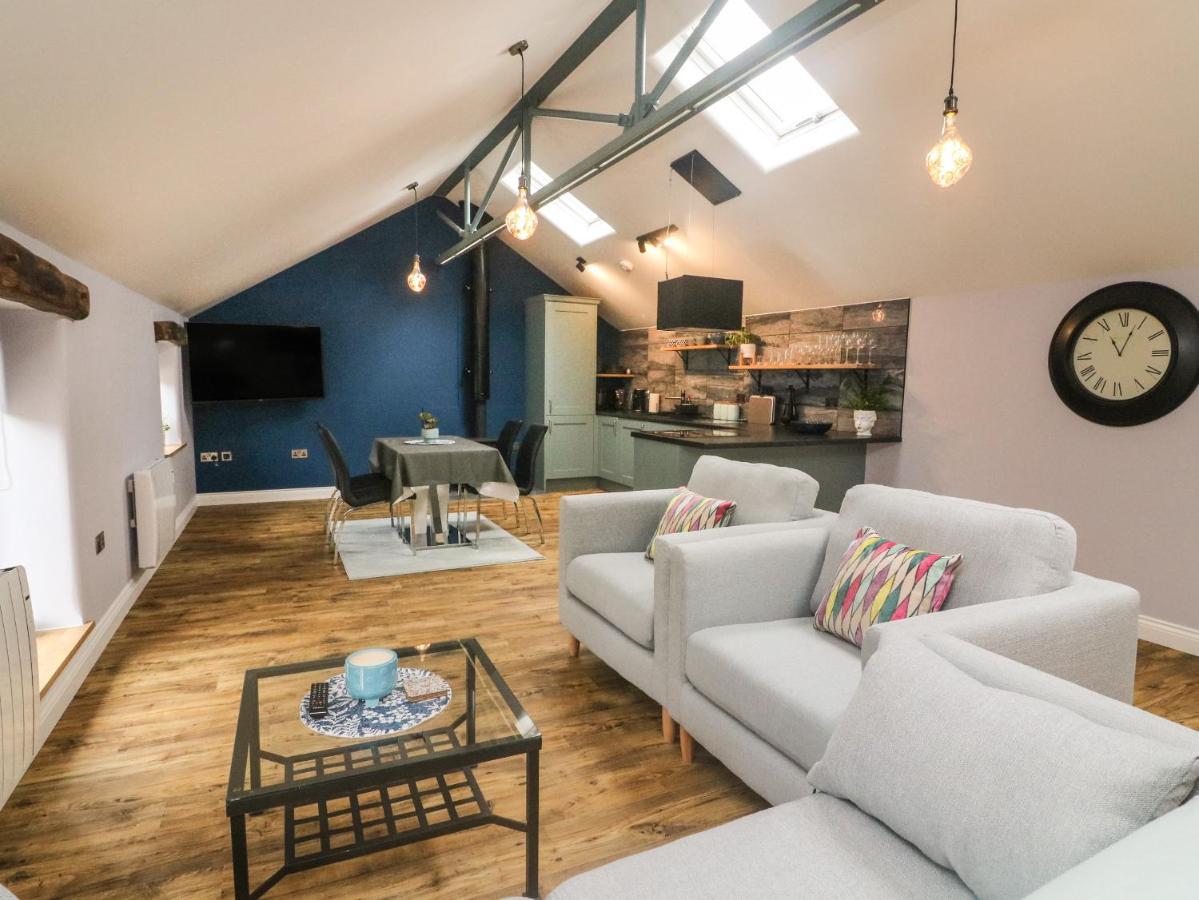 Вилла Darrowby Barn Скиптон Экстерьер фото